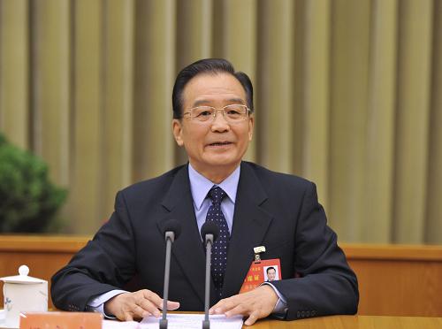 12月10日至12日,中央经济工作会议在北京召开。中共中央政治局常委、国务院总理温家宝作重要讲话。 新华社记者黄敬文摄